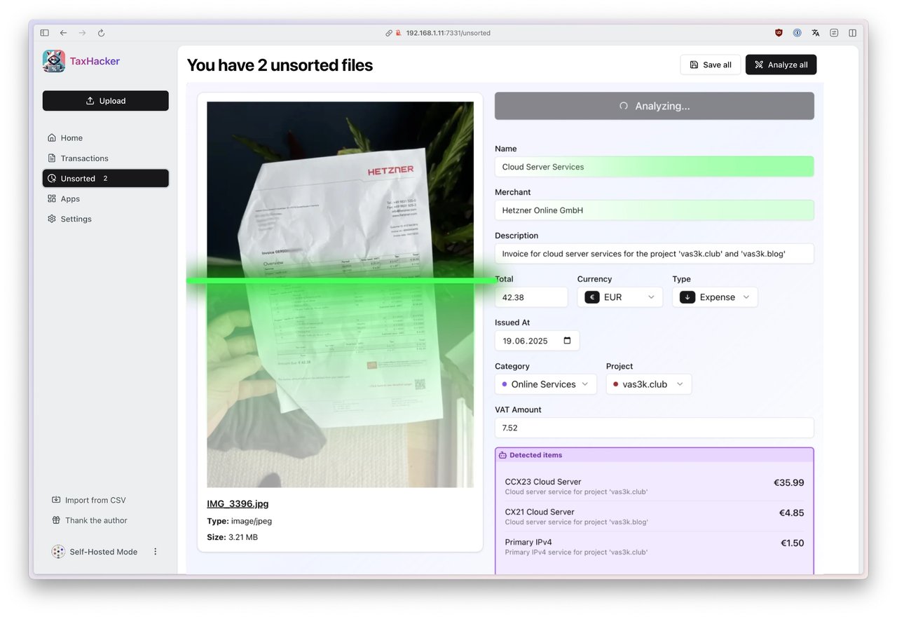 TaxHacker AI 스캐너 - 영수증 사진을 업로드하면 AI가 자동으로 항목을 분석하는 화면